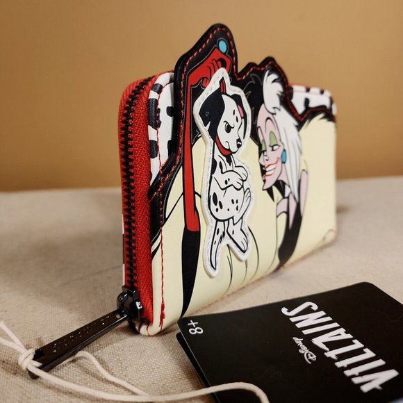 Loungefly Disney 101 Dalmatians Cruella Villain Scene Zip  display picture 1